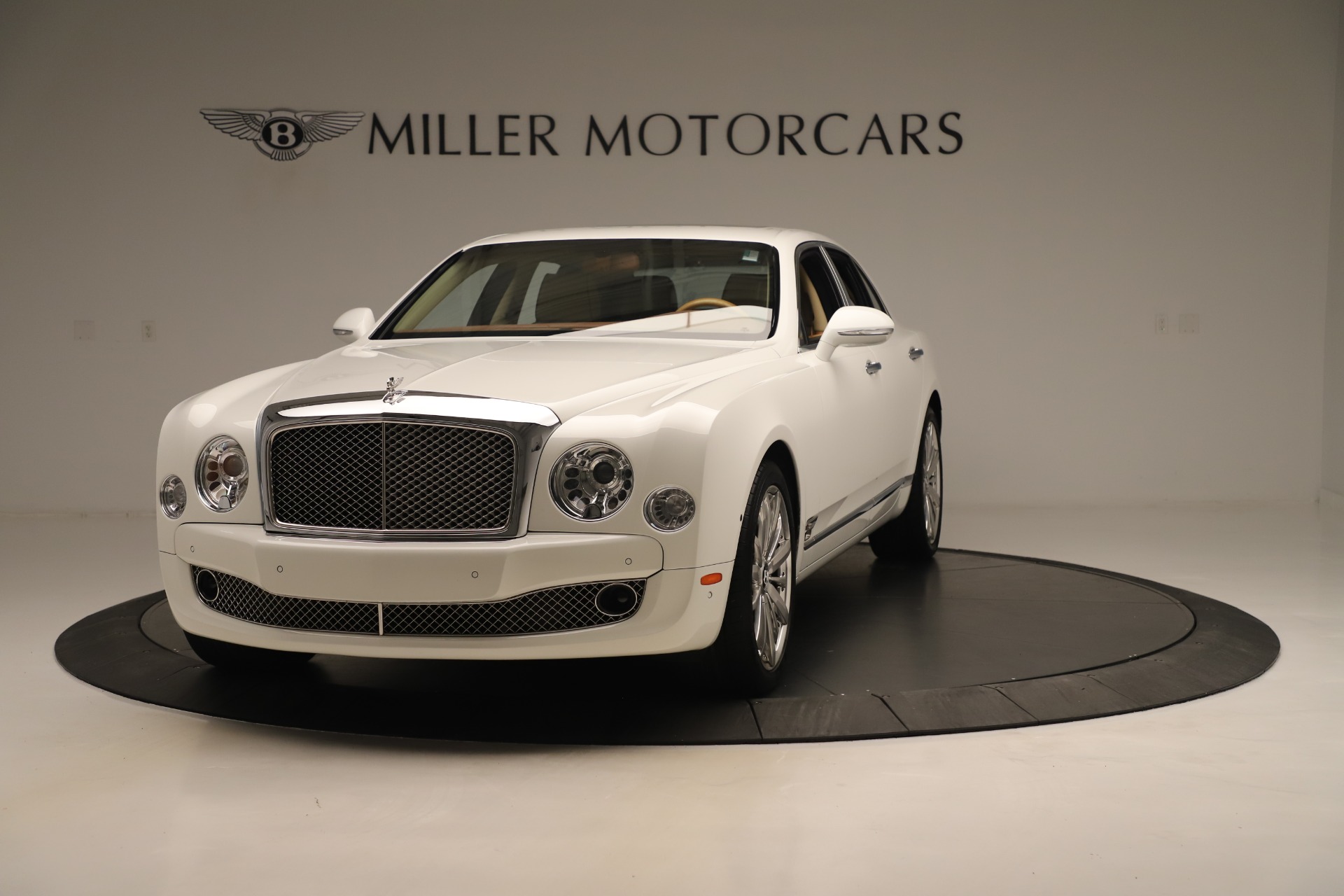 Used 2016 Bentley Mulsanne for sale Sold at Maserati of Westport in Westport CT 06880 1