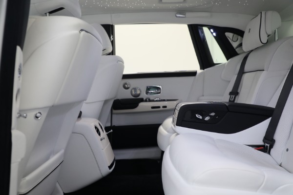 Used 2020 Rolls-Royce Phantom for sale $429,900 at Maserati of Westport in Westport CT 06880 19