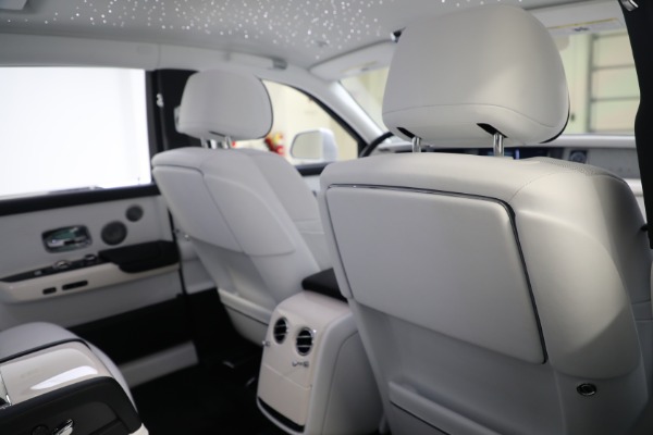 Used 2020 Rolls-Royce Phantom for sale Sold at Maserati of Westport in Westport CT 06880 25