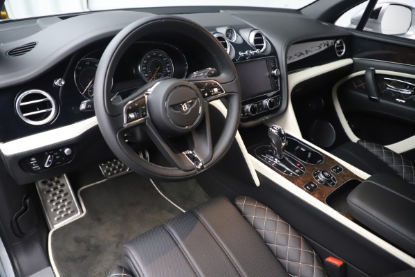 Used 2018 Bentley Bentayga Mulliner Edition for sale Sold at Maserati of Westport in Westport CT 06880 14