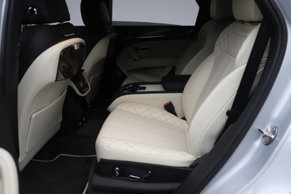 Used 2018 Bentley Bentayga Mulliner Edition for sale Sold at Maserati of Westport in Westport CT 06880 23