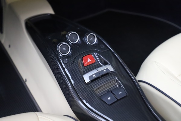 Used 2013 Ferrari 458 Spider for sale Sold at Maserati of Westport in Westport CT 06880 28