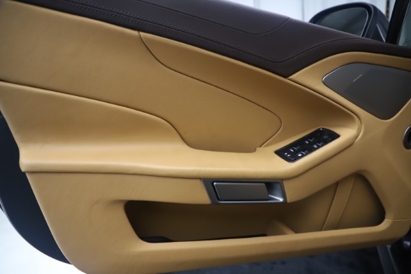 Used 2016 Aston Martin Vanquish Volante for sale Sold at Maserati of Westport in Westport CT 06880 24