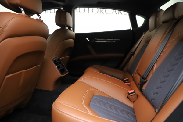 Used 2017 Maserati Quattroporte S Q4 GranLusso for sale Sold at Maserati of Westport in Westport CT 06880 19