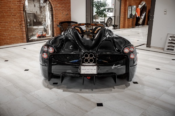 Used 2017 Pagani Huayra Roadster Roadster for sale Sold at Maserati of Westport in Westport CT 06880 5