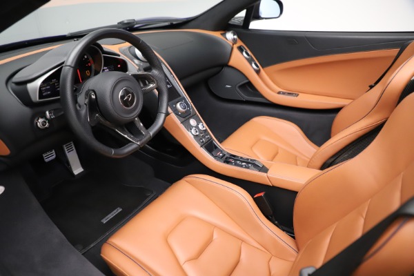 Used 2015 McLaren 650S SPIDER Convertible for sale Sold at Maserati of Westport in Westport CT 06880 24