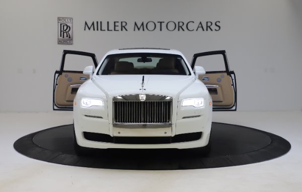 Used 2015 Rolls-Royce Ghost for sale Sold at Maserati of Westport in Westport CT 06880 13