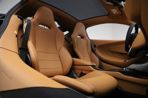 New 2020 McLaren GT Coupe for sale $245,975 at Maserati of Westport in Westport CT 06880 16