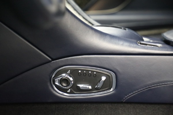 New 2020 Aston Martin DB11 V8 Coupe for sale $237,996 at Maserati of Westport in Westport CT 06880 23