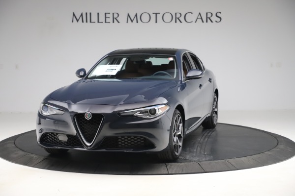 New 2019 Alfa Romeo Giulia Q4 for sale $45,240 at Maserati of Westport in Westport CT 06880 1
