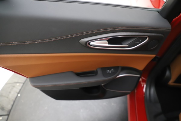 New 2019 Alfa Romeo Giulia Ti Lusso Q4 for sale $54,790 at Maserati of Westport in Westport CT 06880 21