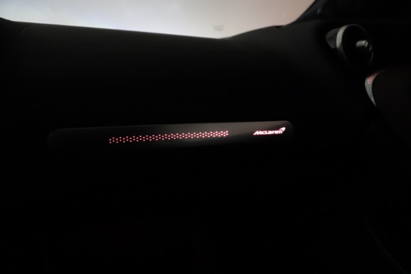 New 2020 McLaren GT Coupe for sale $249,275 at Maserati of Westport in Westport CT 06880 27