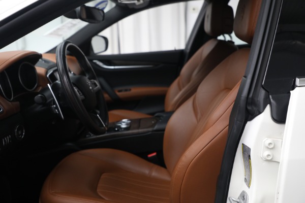 New 2019 Maserati Ghibli S Q4 for sale Sold at Maserati of Westport in Westport CT 06880 14