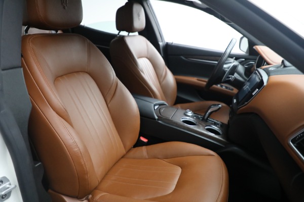 New 2019 Maserati Ghibli S Q4 for sale Sold at Maserati of Westport in Westport CT 06880 19