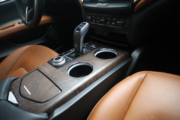 New 2019 Maserati Ghibli S Q4 for sale Sold at Maserati of Westport in Westport CT 06880 27