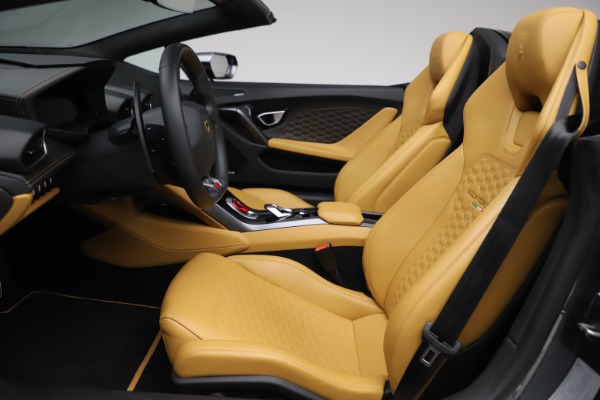 Used 2018 Lamborghini Huracan LP 580-2 Spyder for sale Sold at Maserati of Westport in Westport CT 06880 18
