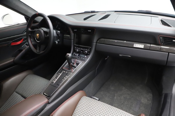 Used 2016 Porsche 911 R for sale Sold at Maserati of Westport in Westport CT 06880 16