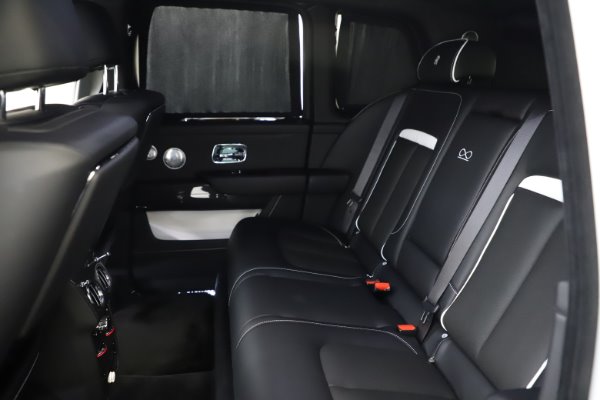 New 2020 Rolls-Royce Cullinan Black Badge for sale $451,625 at Maserati of Westport in Westport CT 06880 28