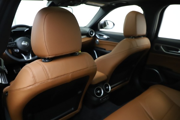 New 2020 Alfa Romeo Giulia Ti Sport Q4 for sale Sold at Maserati of Westport in Westport CT 06880 20