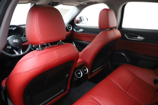 New 2020 Alfa Romeo Giulia Q4 for sale $45,740 at Maserati of Westport in Westport CT 06880 20