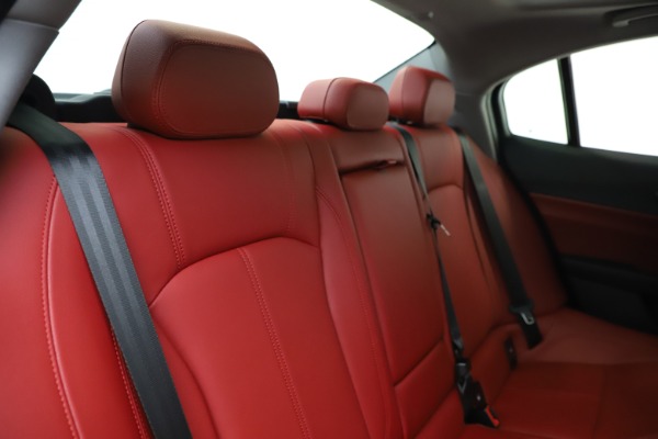 New 2020 Alfa Romeo Giulia Q4 for sale $45,740 at Maserati of Westport in Westport CT 06880 26