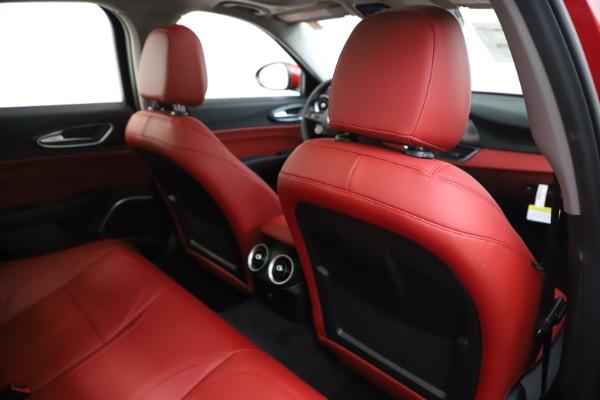 New 2020 Alfa Romeo Giulia Q4 for sale $45,740 at Maserati of Westport in Westport CT 06880 28