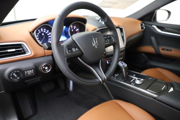 New 2020 Maserati Ghibli S Q4 for sale $79,985 at Maserati of Westport in Westport CT 06880 13