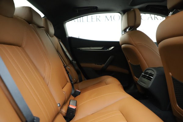 New 2020 Maserati Ghibli S Q4 for sale $79,985 at Maserati of Westport in Westport CT 06880 27