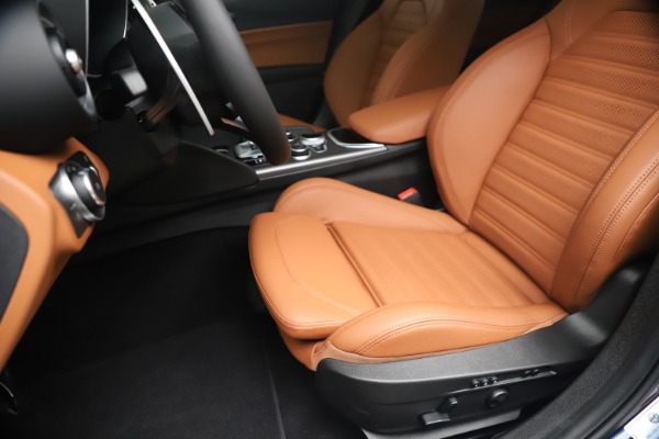 New 2020 Alfa Romeo Giulia Ti Sport Q4 for sale $52,840 at Maserati of Westport in Westport CT 06880 15