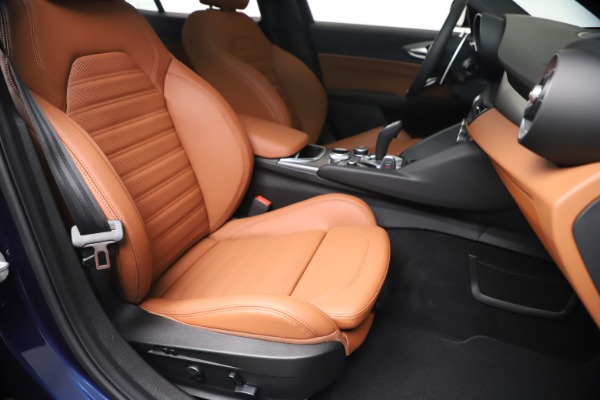 New 2020 Alfa Romeo Giulia Ti Sport Q4 for sale $52,840 at Maserati of Westport in Westport CT 06880 24
