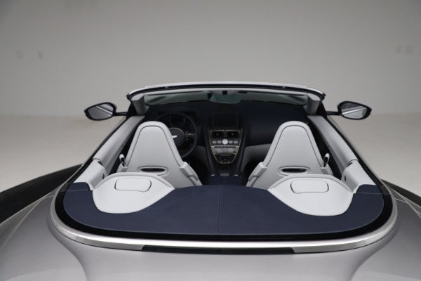 New 2020 Aston Martin DB11 Volante Convertible for sale $271,161 at Maserati of Westport in Westport CT 06880 21