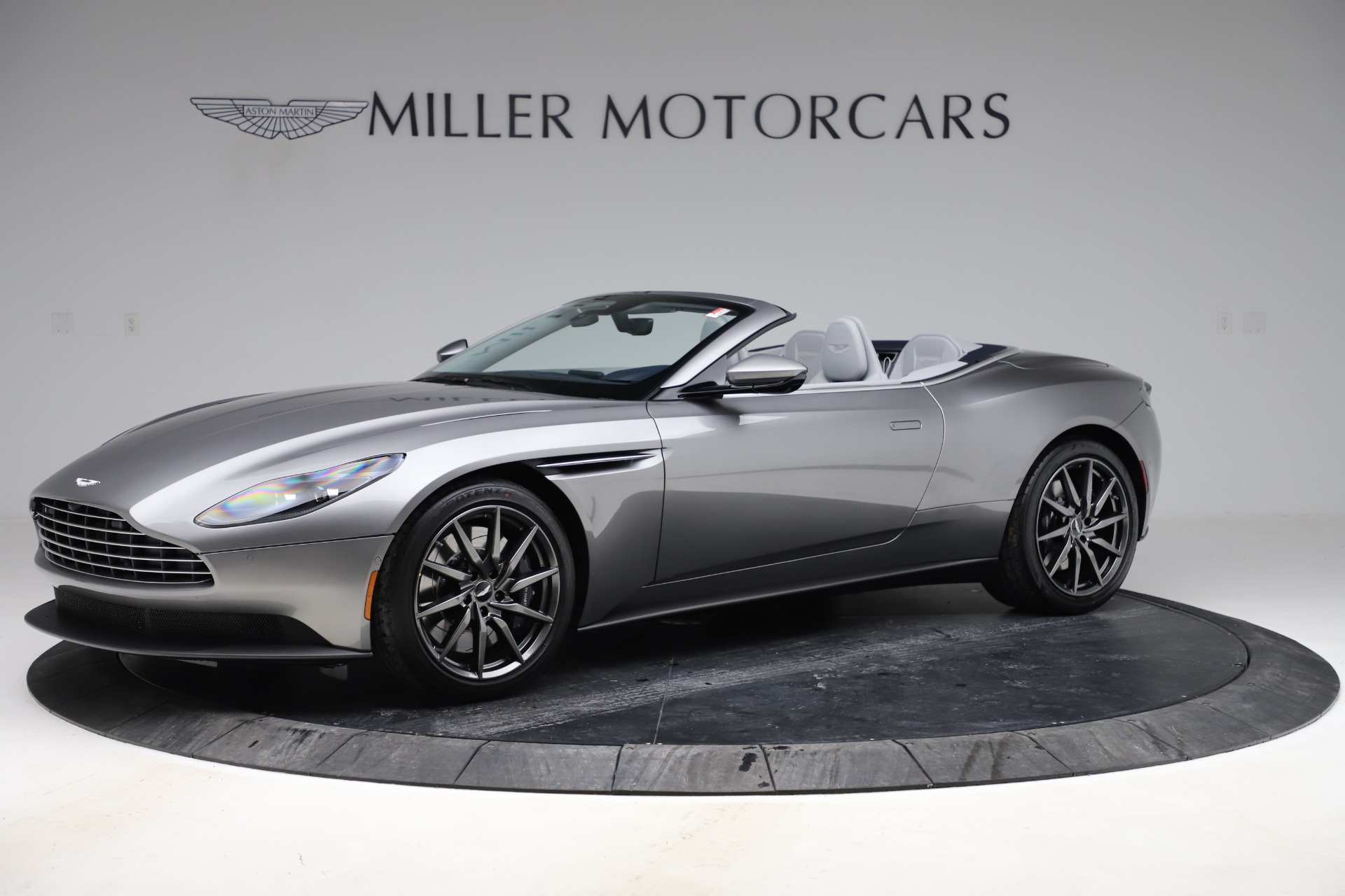 New 2020 Aston Martin DB11 Volante Convertible for sale $271,161 at Maserati of Westport in Westport CT 06880 1