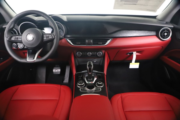 New 2020 Alfa Romeo Stelvio Sport Q4 for sale Sold at Maserati of Westport in Westport CT 06880 16