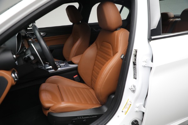 Used 2020 Alfa Romeo Giulia Ti Sport for sale Sold at Maserati of Westport in Westport CT 06880 23