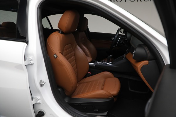 Used 2020 Alfa Romeo Giulia Ti Sport for sale Sold at Maserati of Westport in Westport CT 06880 26