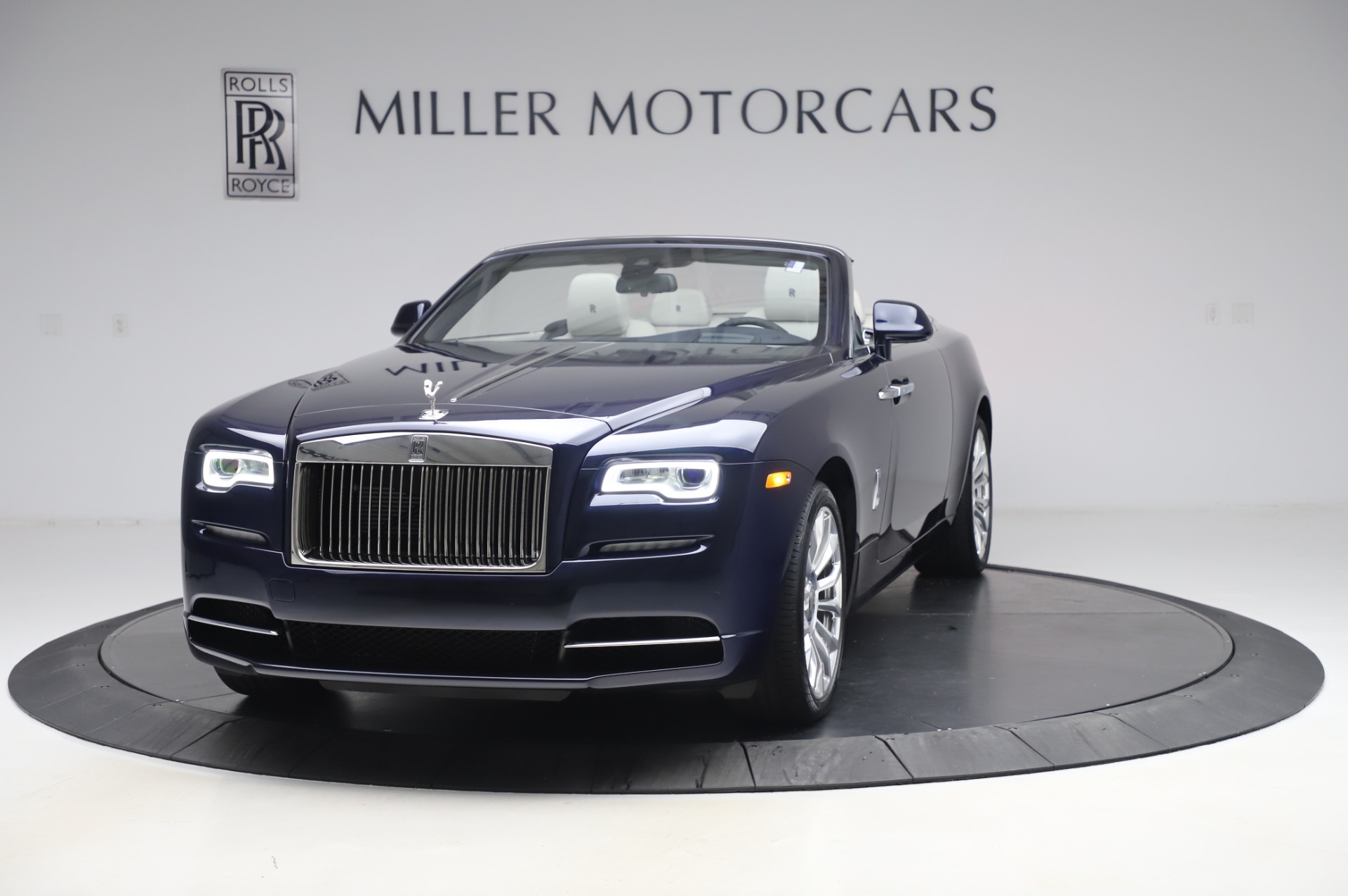 Used 2020 Rolls-Royce Dawn for sale Sold at Maserati of Westport in Westport CT 06880 1