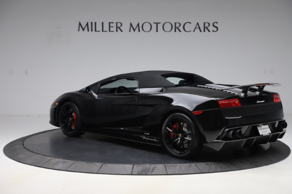 Used 2013 Lamborghini Gallardo LP 570-4 Spyder Performante for sale Sold at Maserati of Westport in Westport CT 06880 14