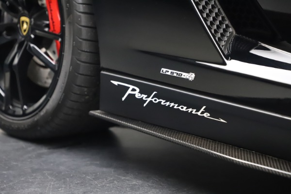 Used 2013 Lamborghini Gallardo LP 570-4 Spyder Performante for sale Sold at Maserati of Westport in Westport CT 06880 28