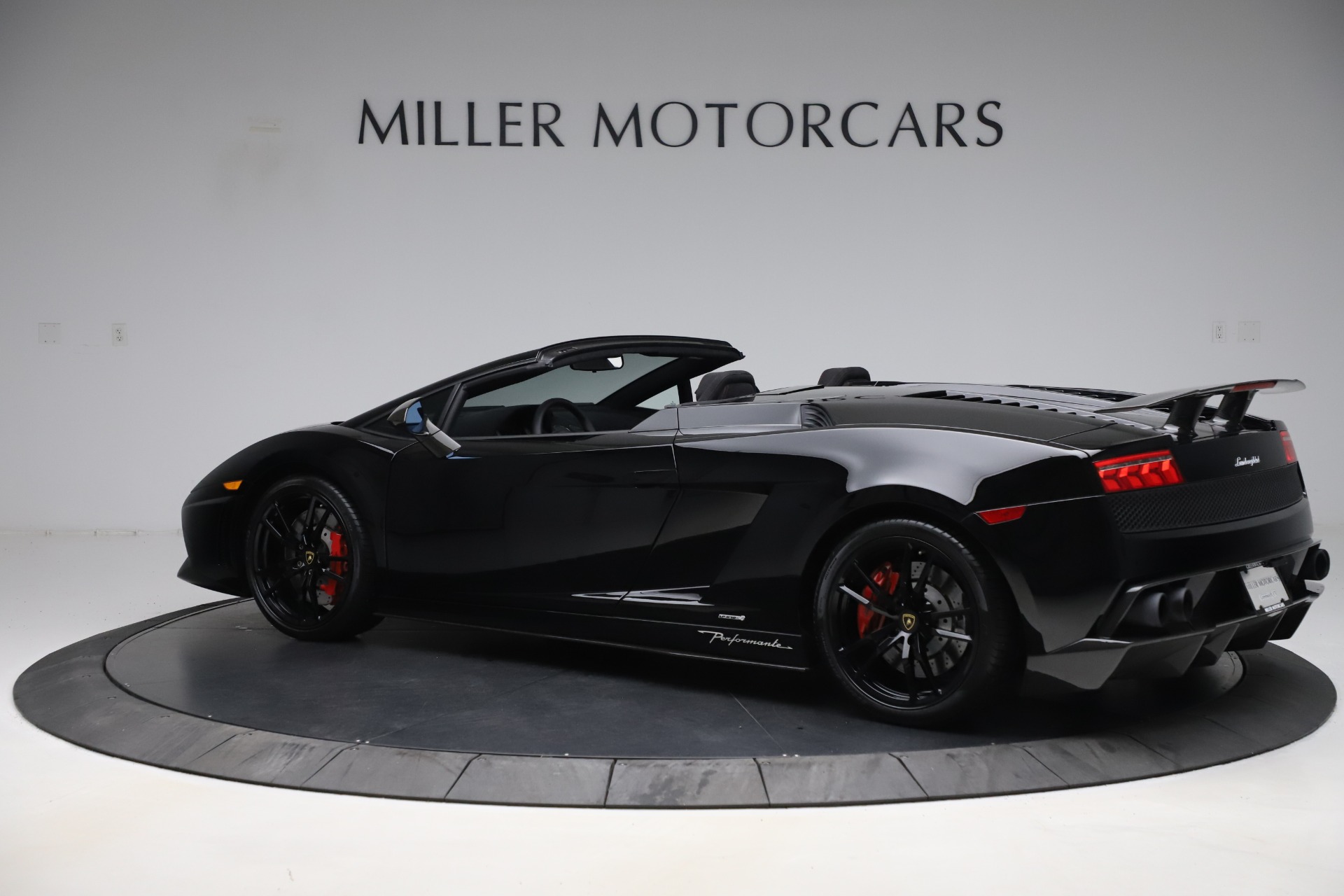 Pre-Owned 2013 Lamborghini Gallardo LP 570-4 Spyder Performante 