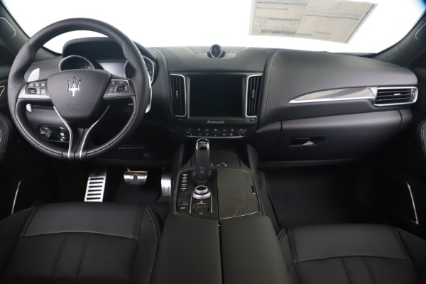New 2020 Maserati Levante S Q4 GranSport for sale $102,285 at Maserati of Westport in Westport CT 06880 16