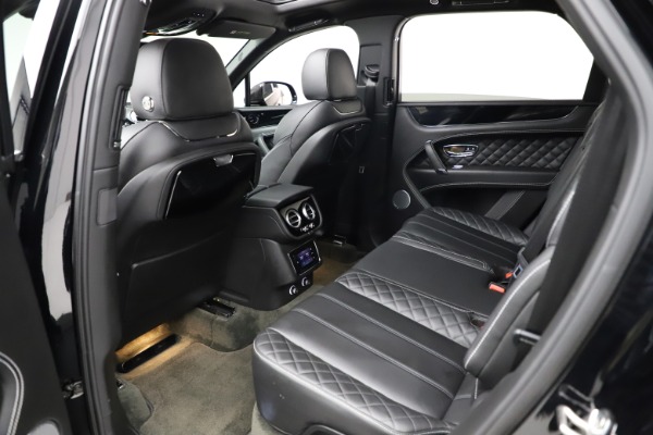 Used 2017 Bentley Bentayga W12 for sale $139,900 at Maserati of Westport in Westport CT 06880 21