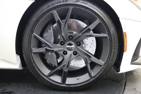New 2019 Aston Martin DBS Superleggera for sale $345,631 at Maserati of Westport in Westport CT 06880 21