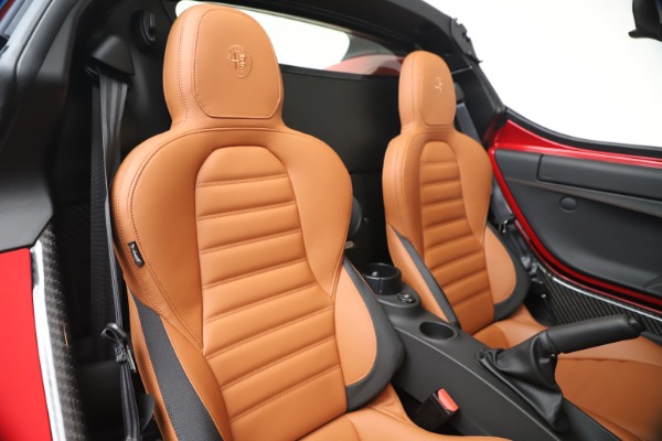 New 2020 Alfa Romeo 4C Spider for sale $82,395 at Maserati of Westport in Westport CT 06880 25
