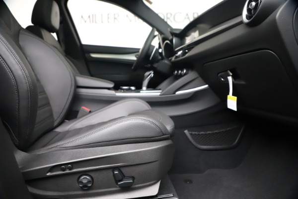New 2019 Alfa Romeo Stelvio Ti Sport Q4 for sale Sold at Maserati of Westport in Westport CT 06880 23