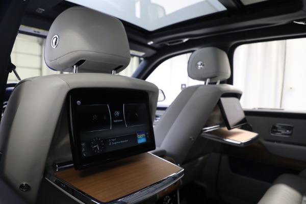 Used 2019 Rolls-Royce Cullinan for sale $299,900 at Maserati of Westport in Westport CT 06880 16