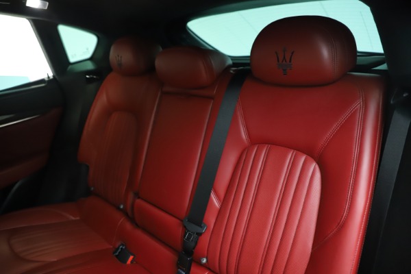 Used 2019 Maserati Levante S Q4 GranLusso for sale Sold at Maserati of Westport in Westport CT 06880 18