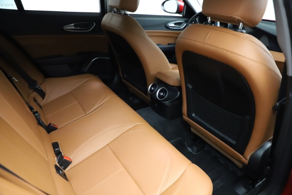 Used 2020 Alfa Romeo Giulia Q4 for sale Sold at Maserati of Westport in Westport CT 06880 21