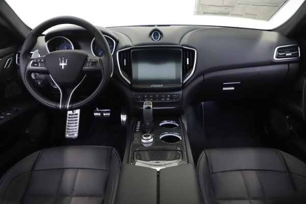 New 2019 Maserati Ghibli S Q4 GranSport for sale Sold at Maserati of Westport in Westport CT 06880 16