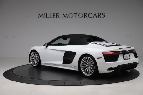 Used 2017 Audi R8 5.2 quattro V10 Spyder for sale Sold at Maserati of Westport in Westport CT 06880 15