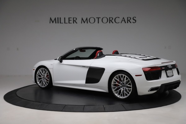 Used 2017 Audi R8 5.2 quattro V10 Spyder for sale Sold at Maserati of Westport in Westport CT 06880 4